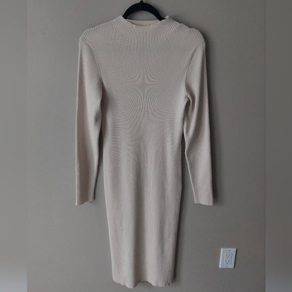 Aritzia Babaton Compose midi dress. Ribbed knit. Cream Large L - Picture 4 of 7